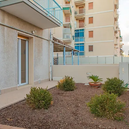 350mt Sea Modern Trilocale Con A/c - Free Parking *